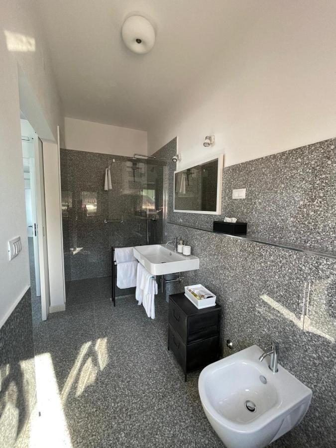 Buric House - M Suite - 95M2 And 54 M2 Terrace ロヴィニ エクステリア 写真