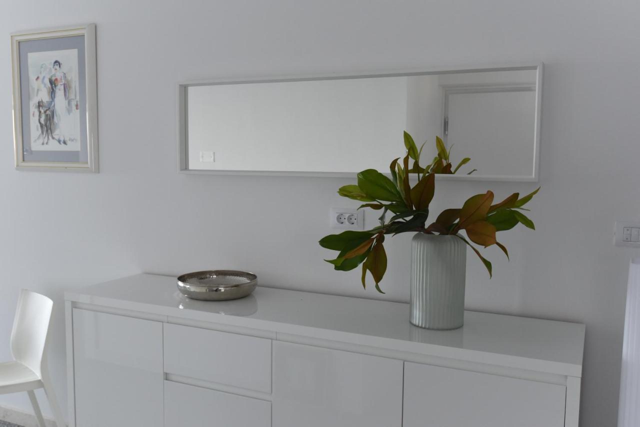 Buric House - M Suite - 95M2 And 54 M2 Terrace ロヴィニ エクステリア 写真