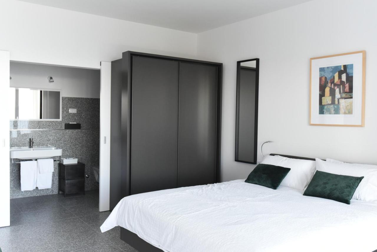 Buric House - M Suite - 95M2 And 54 M2 Terrace ロヴィニ エクステリア 写真