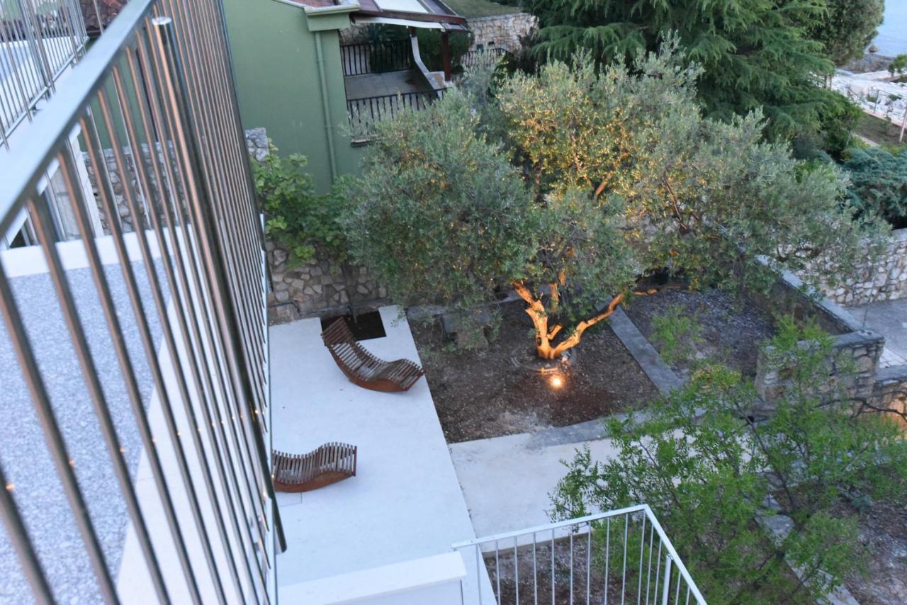 Buric House - M Suite - 95M2 And 54 M2 Terrace ロヴィニ エクステリア 写真